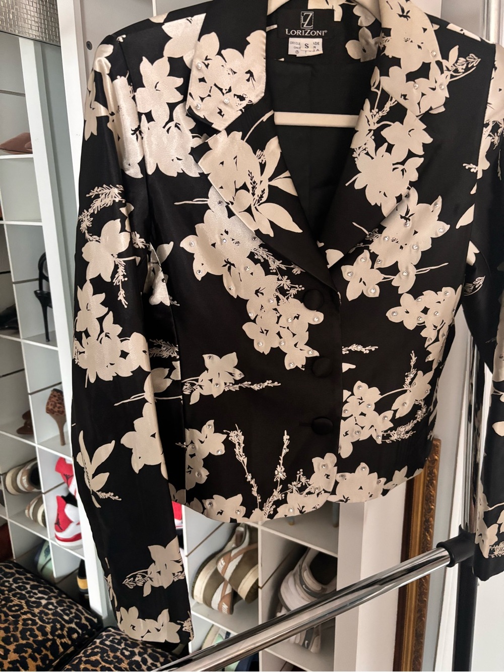 Lorizoni Black & Cream Floral Satin Blazer